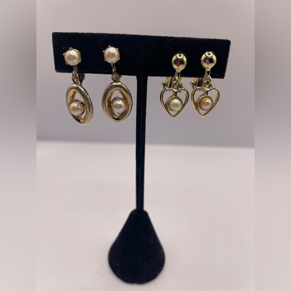 3 for $30 Two Pairs of Vintage Gold Tone Clip On Earrings with Faux Pearls - Picture 5 of 5